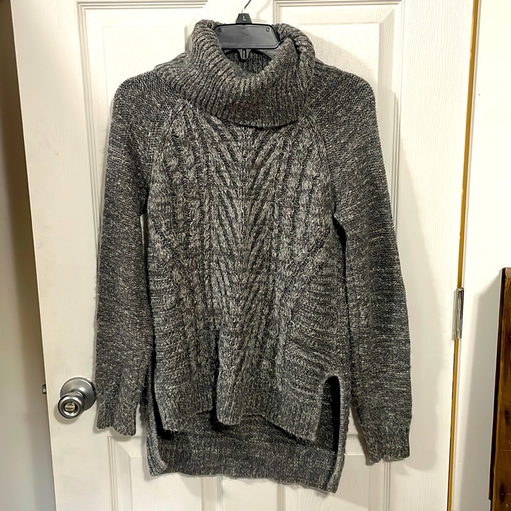 Women’s sweater